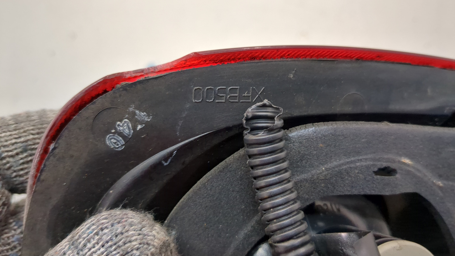 Фонарь задний правый