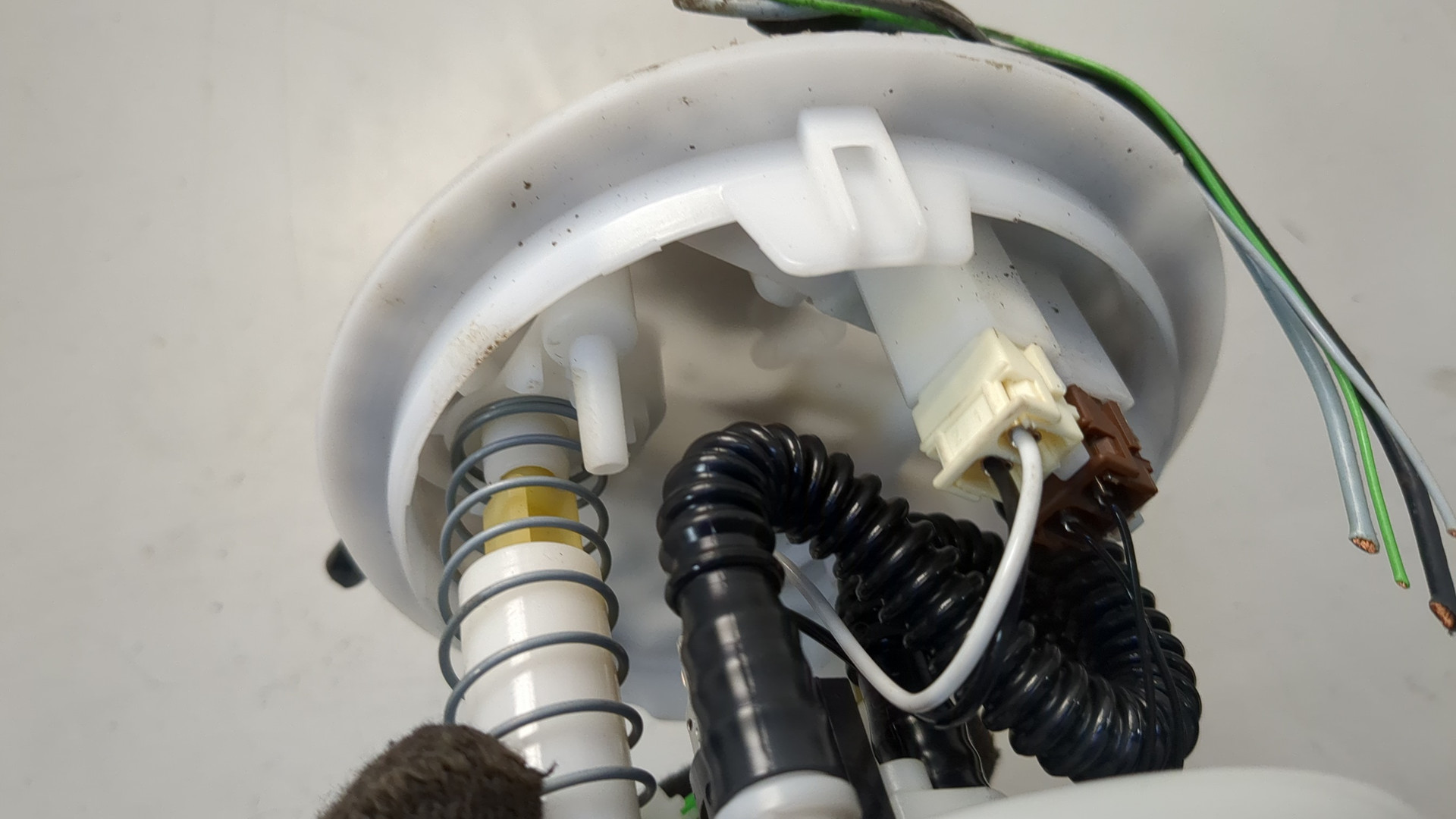 Насос топливный электрический