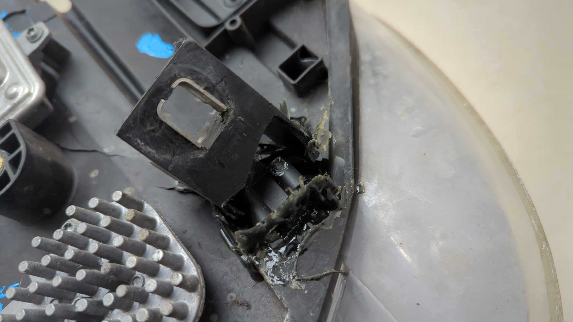 Фара правая