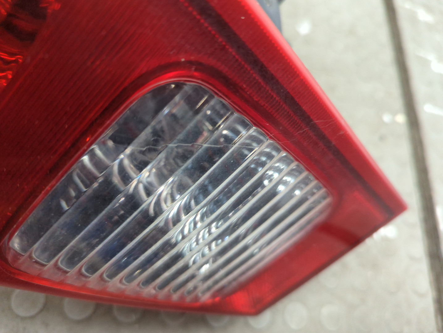 Фонарь задний левый