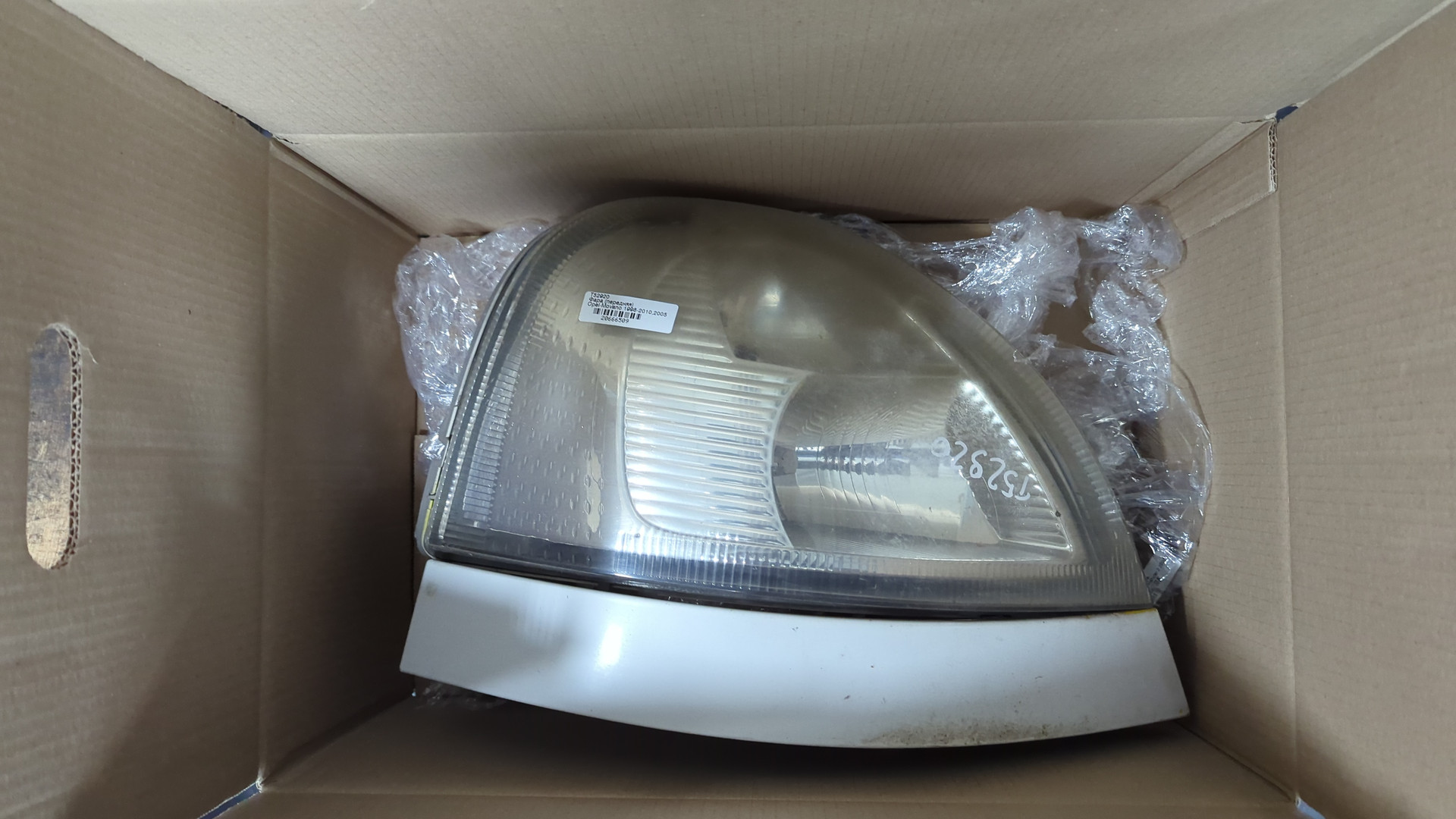 Фара правая