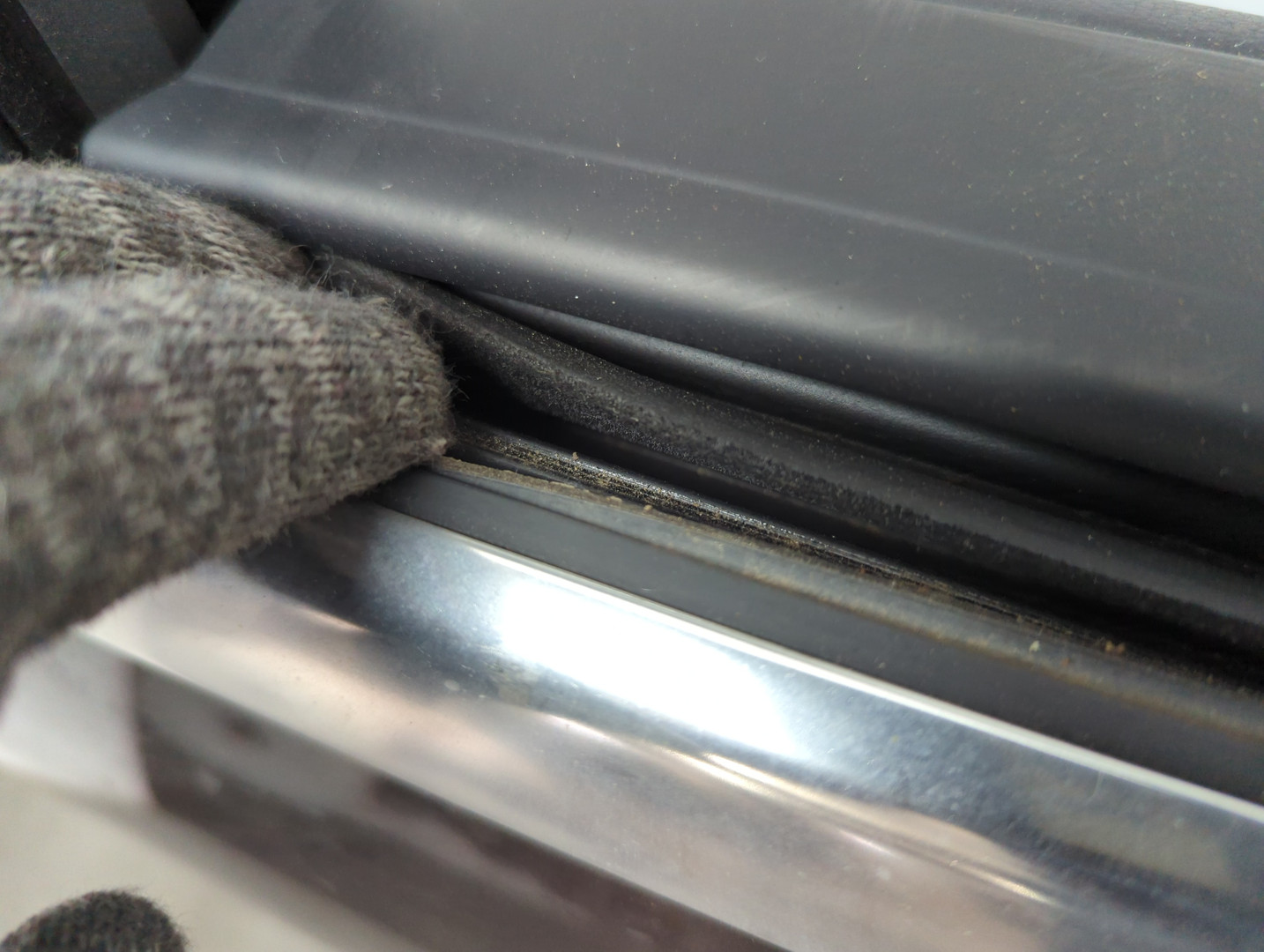 Дверь задняя левая