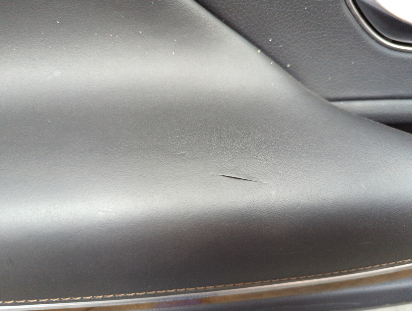 Дверь задняя левая