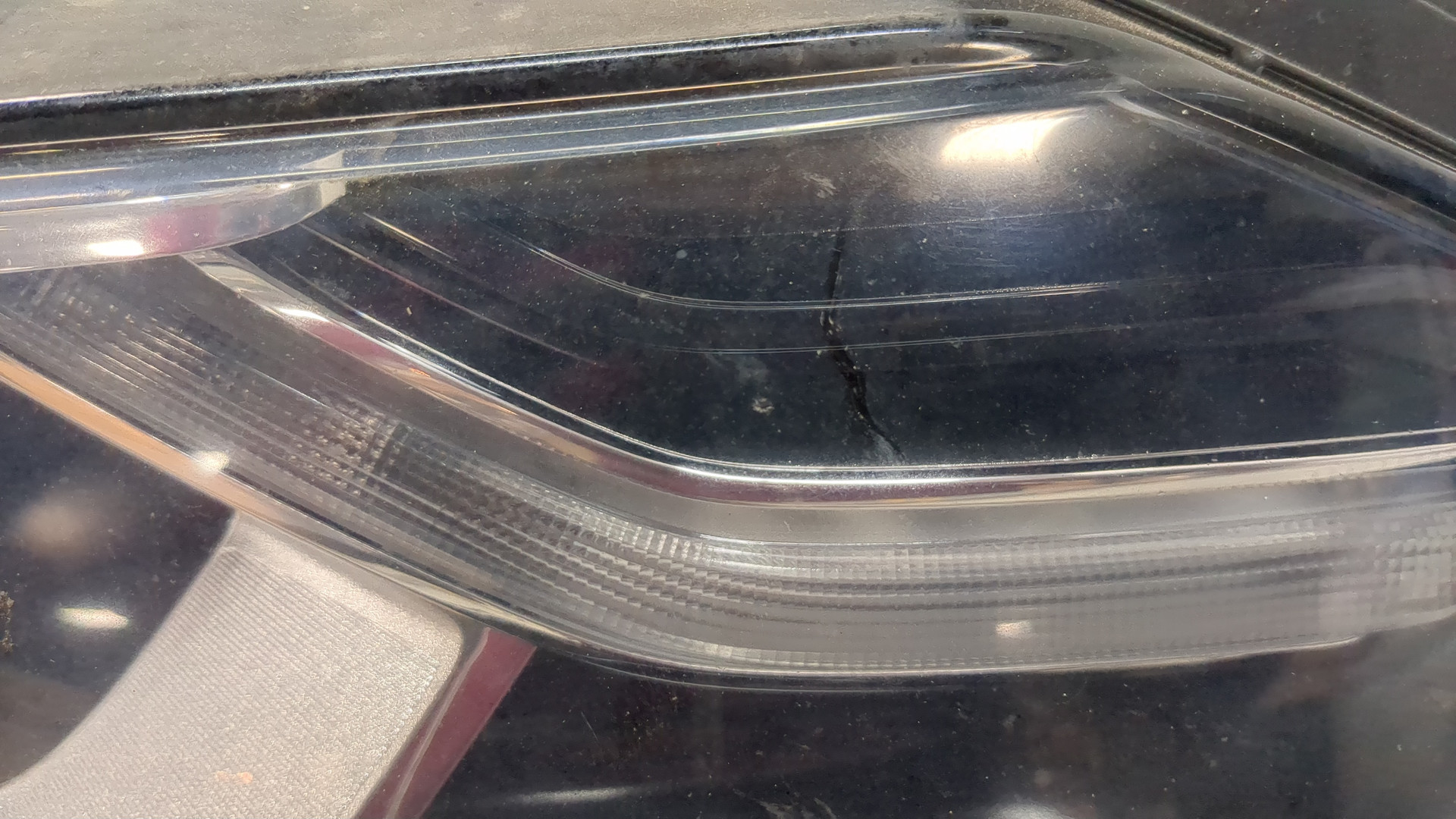 Фара правая