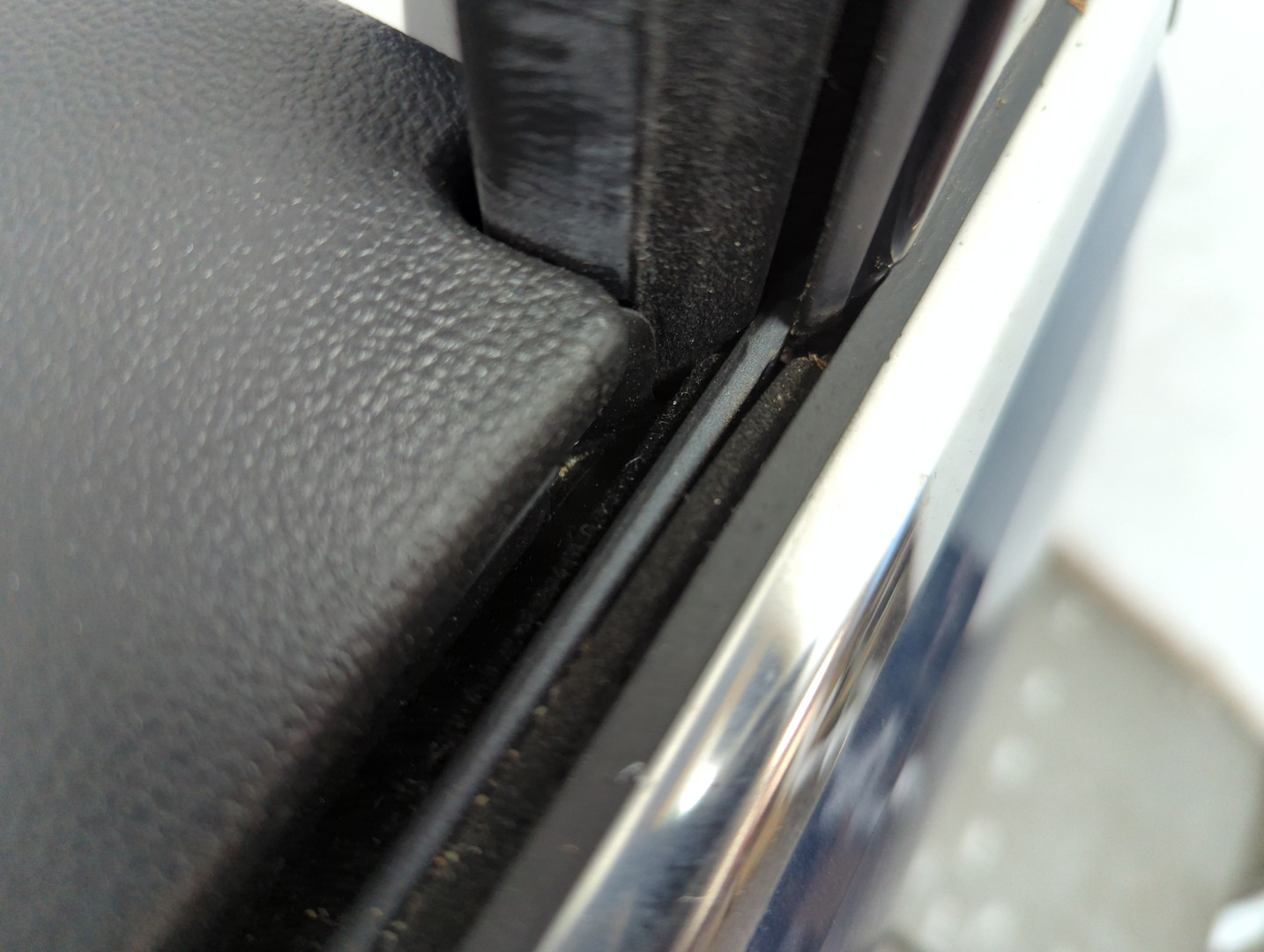 Дверь задняя правая