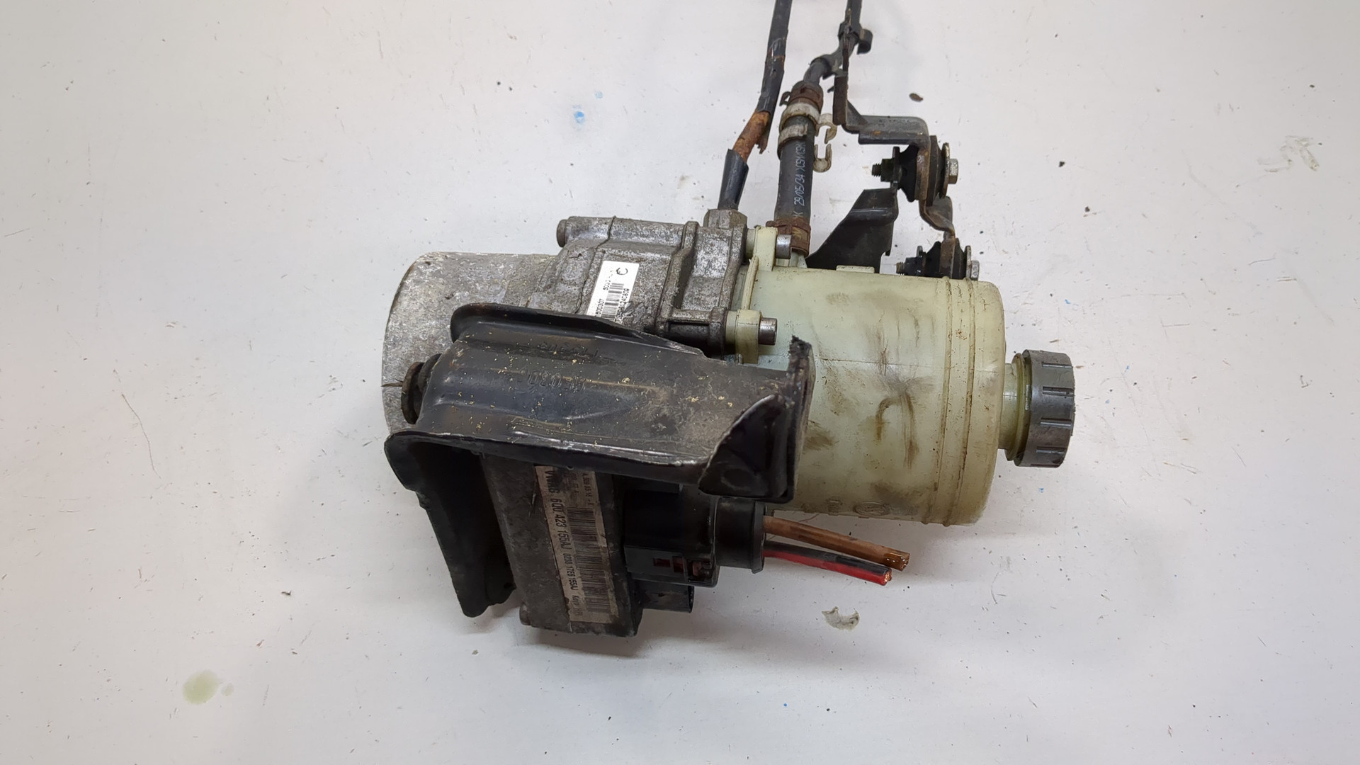 Насос ГУР (гидроусилитель руля)