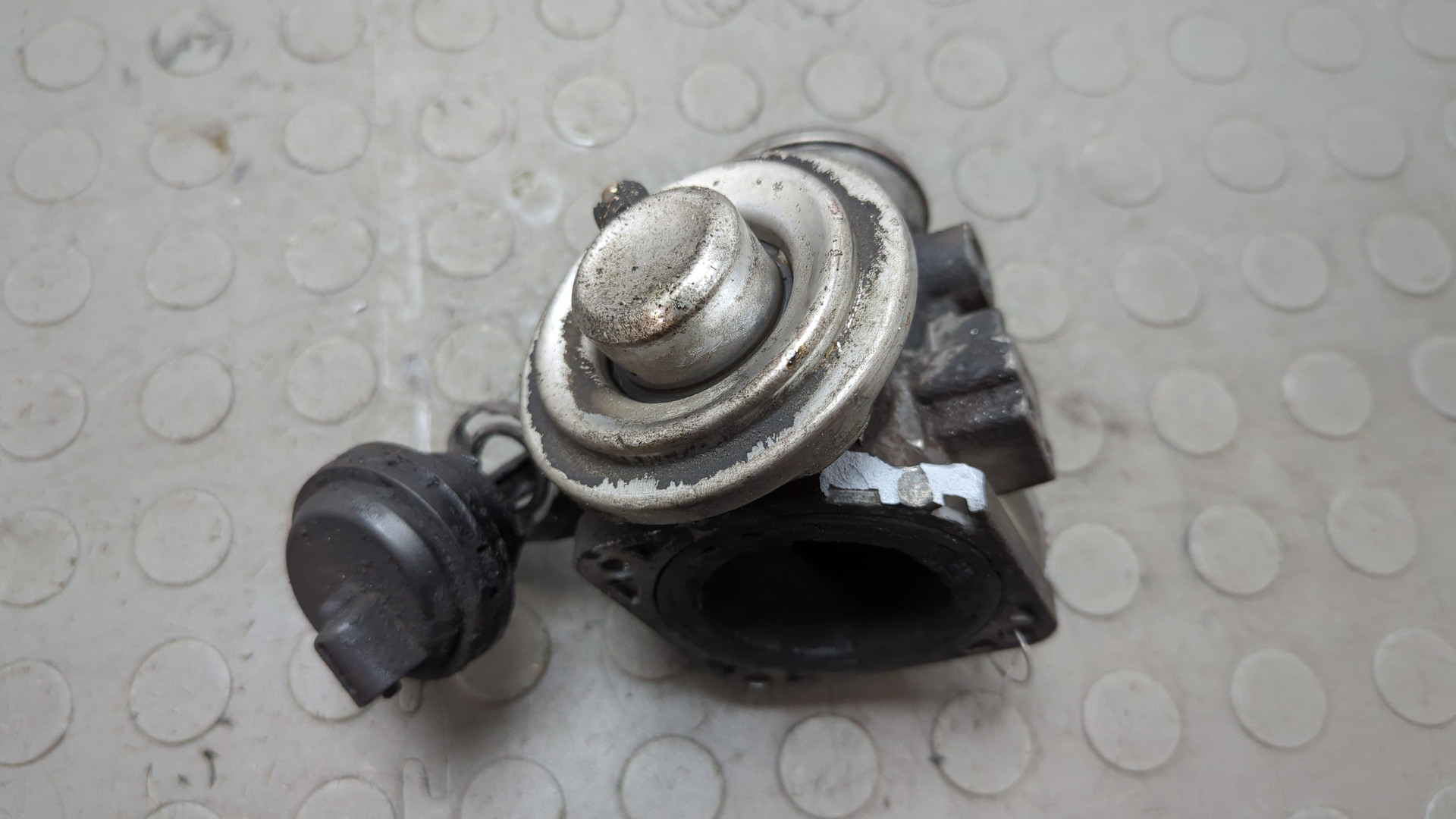 Заслонка дроссельная электрическая