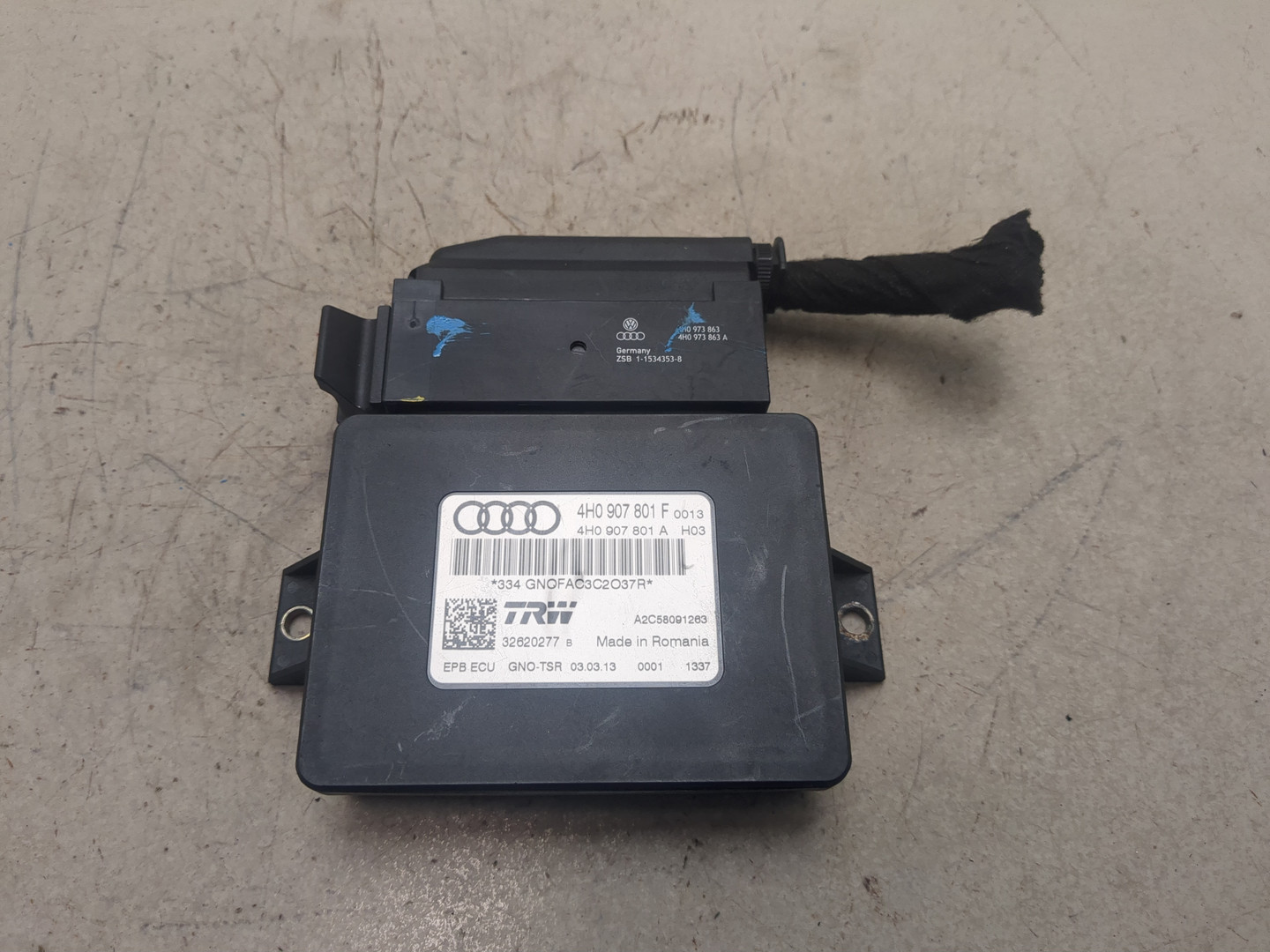 Блок управления парковочным тормозом