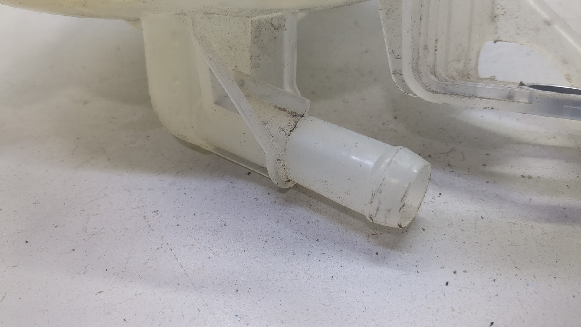 Бачок расширительный