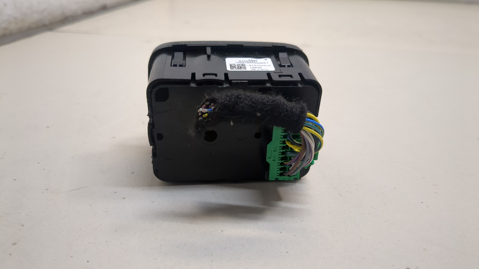 Кнопка переключения режимов подвески