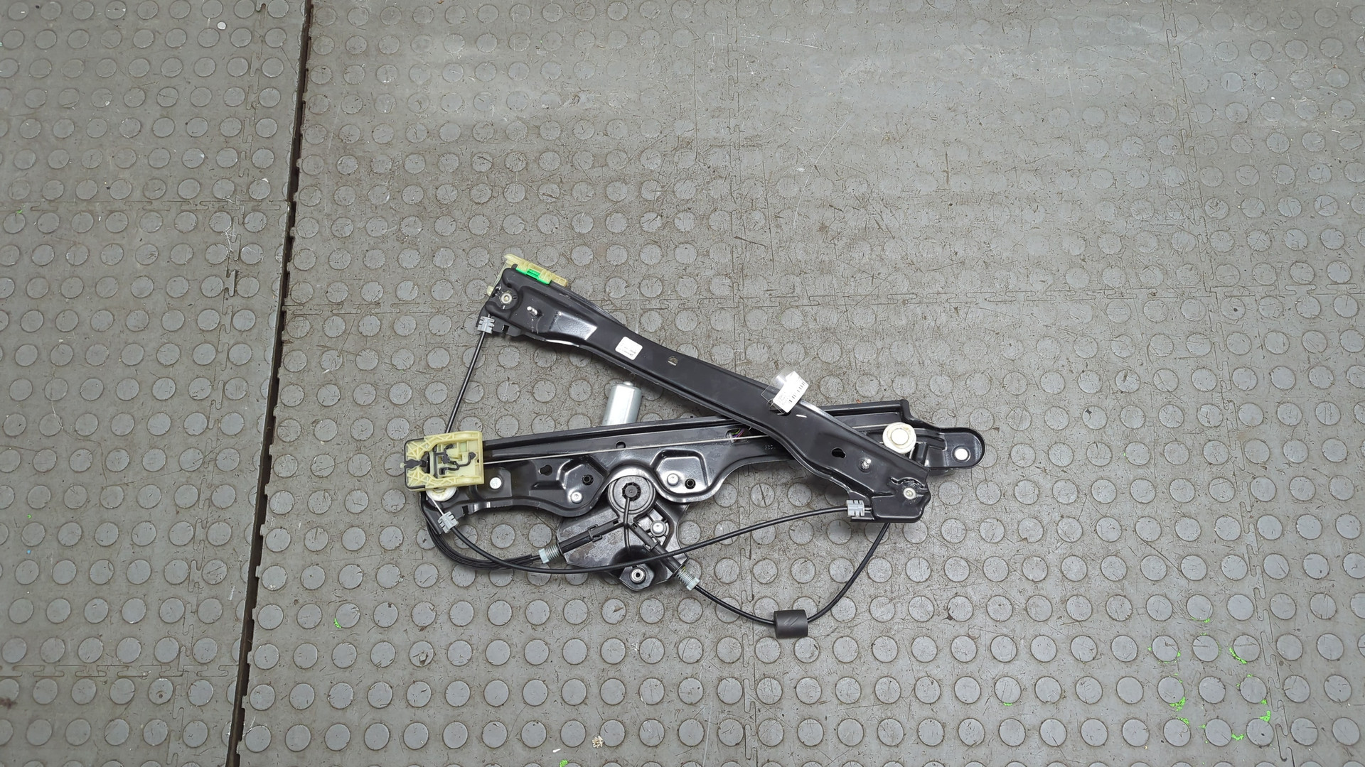 Стеклоподъемник электр. передний правый