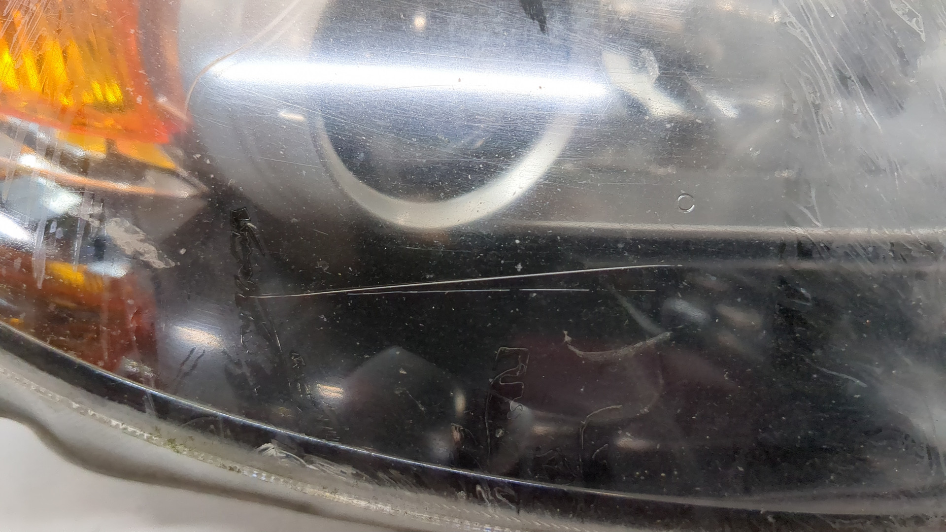 Фара правая