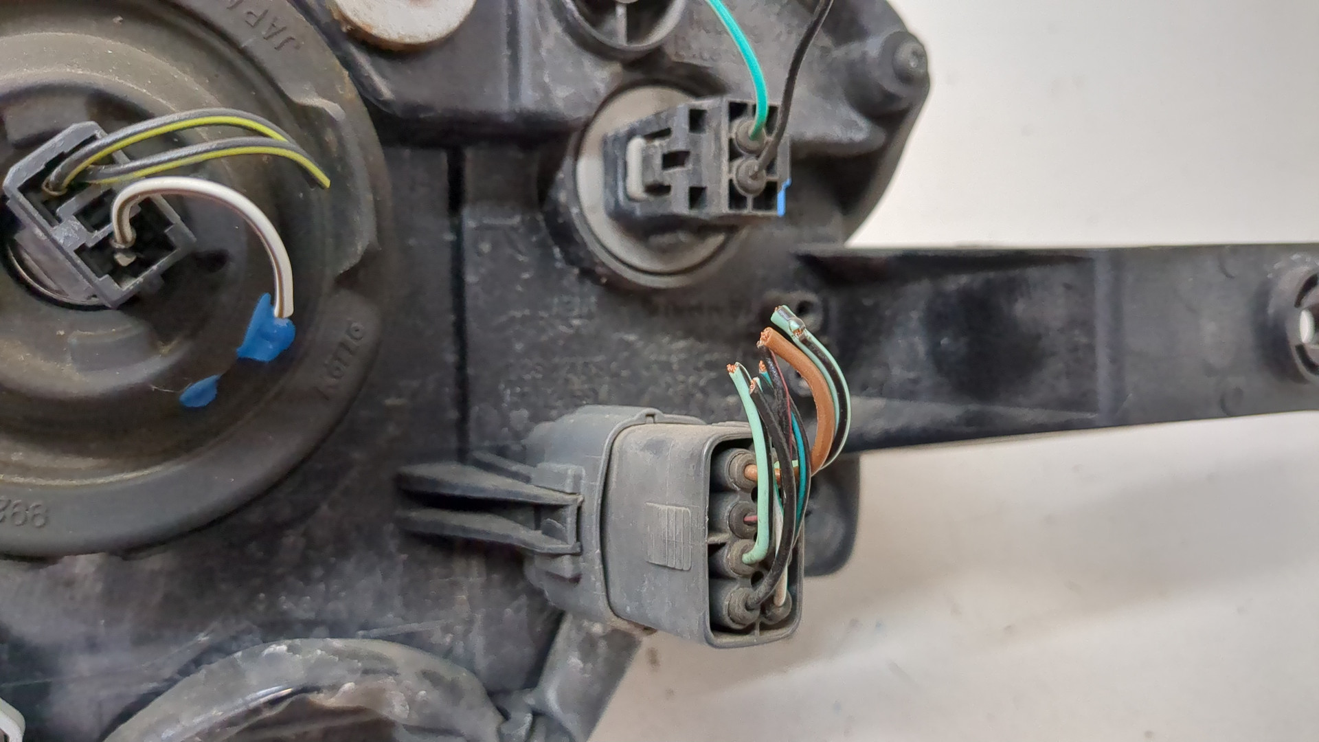 Фара правая