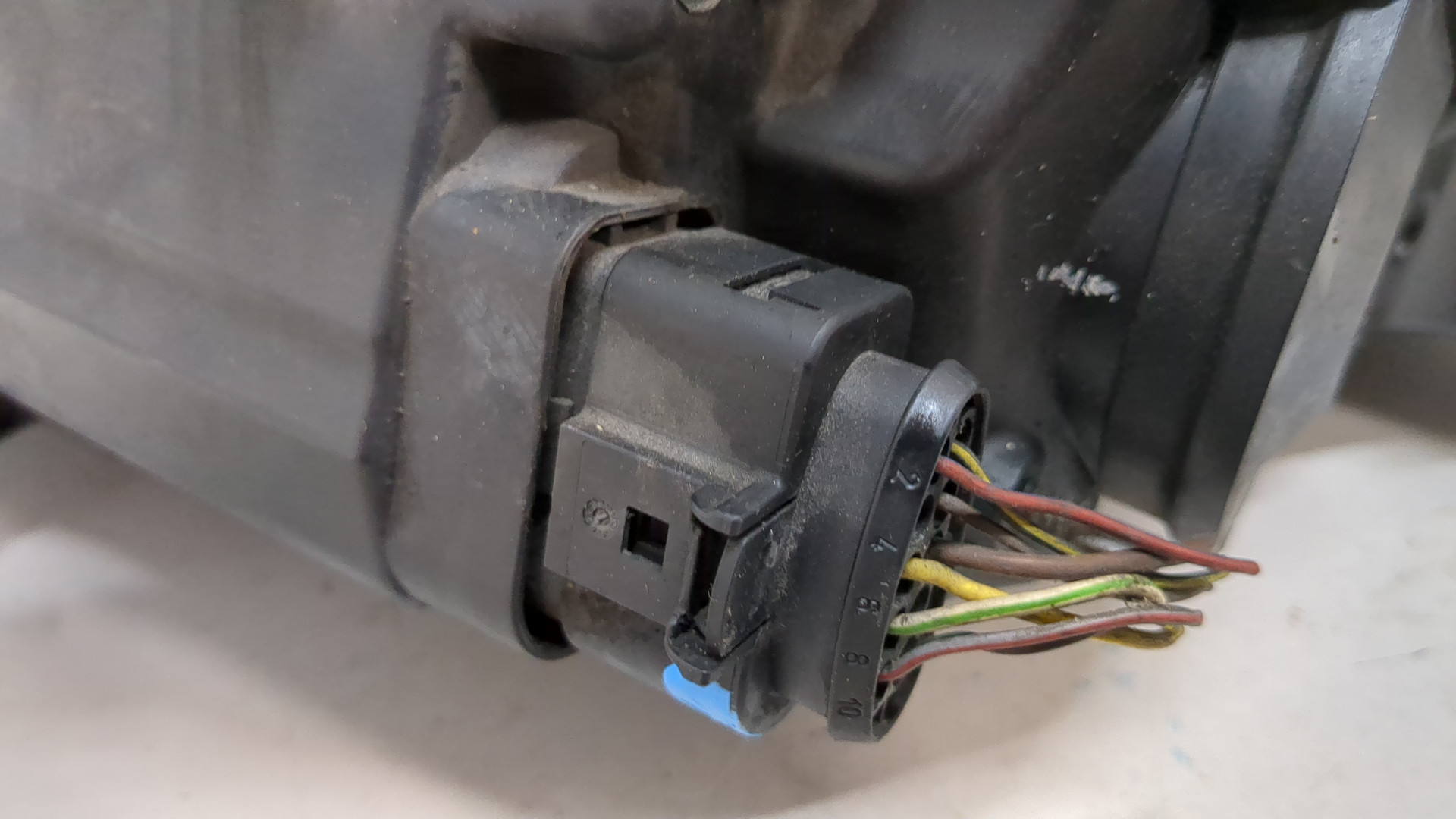 Фара правая