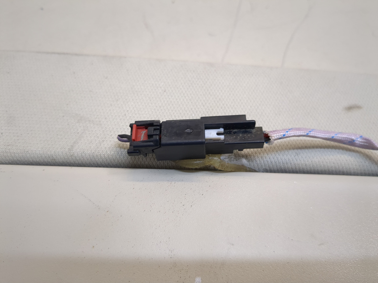 Козырек солнцезащитный