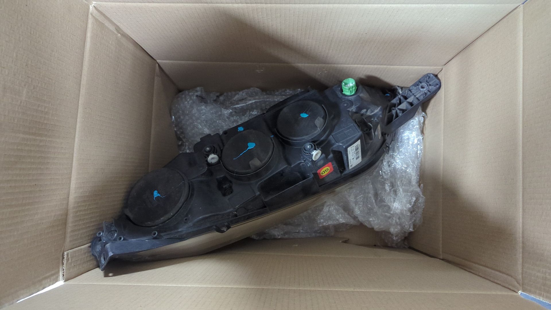 Фара правая