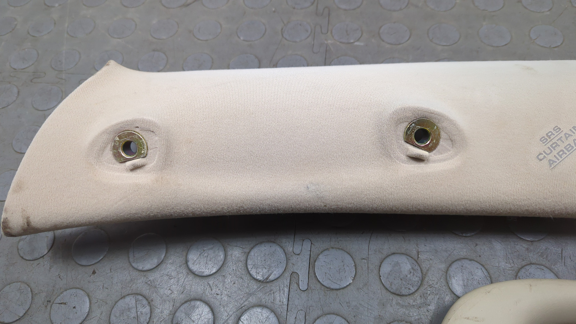 Обшивка стойки