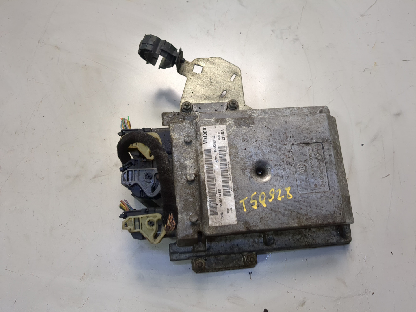 Блок управления двигателем