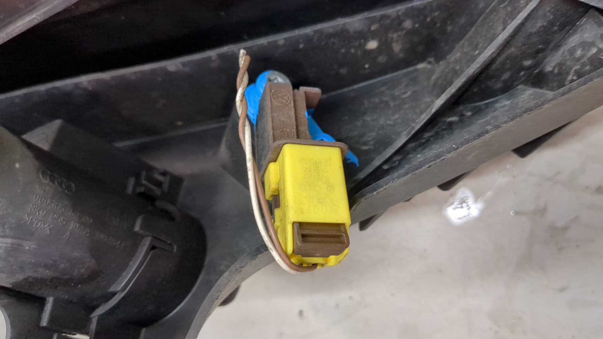 Фара правая