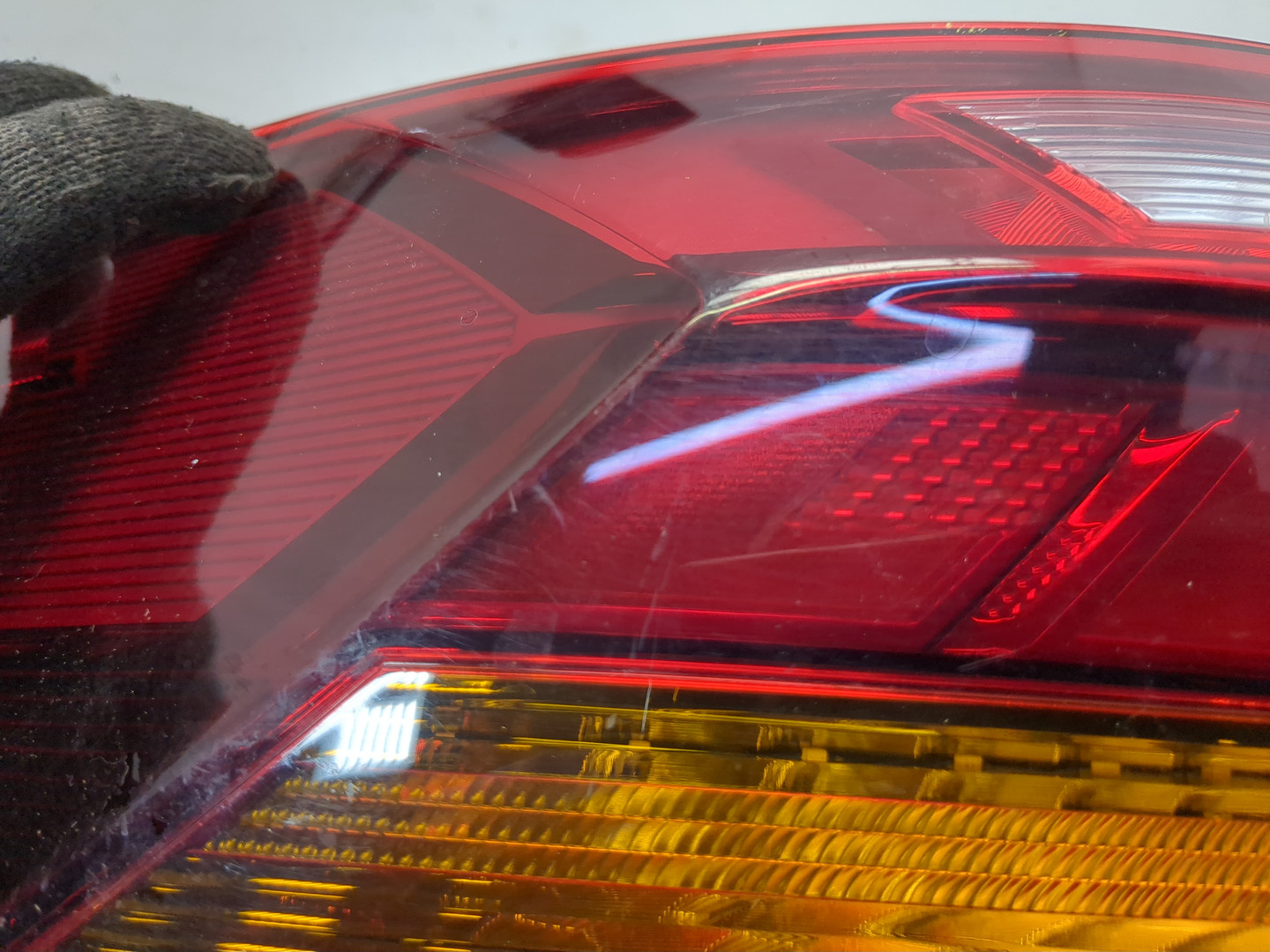 Фонарь задний левый