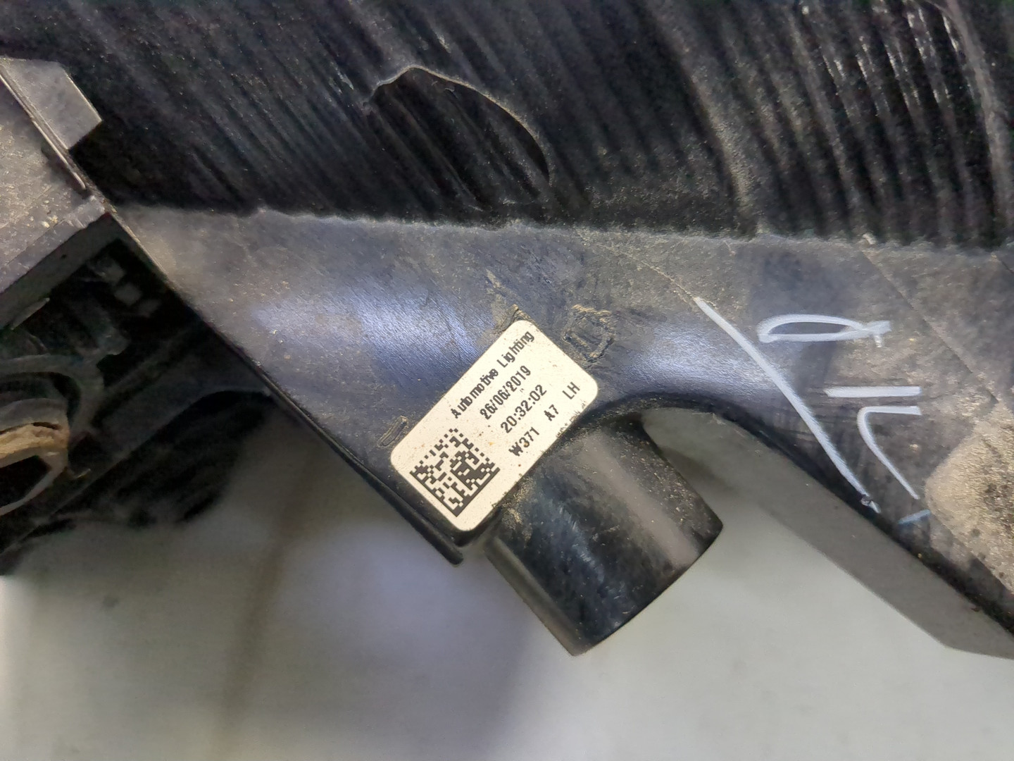 Фонарь задний левый