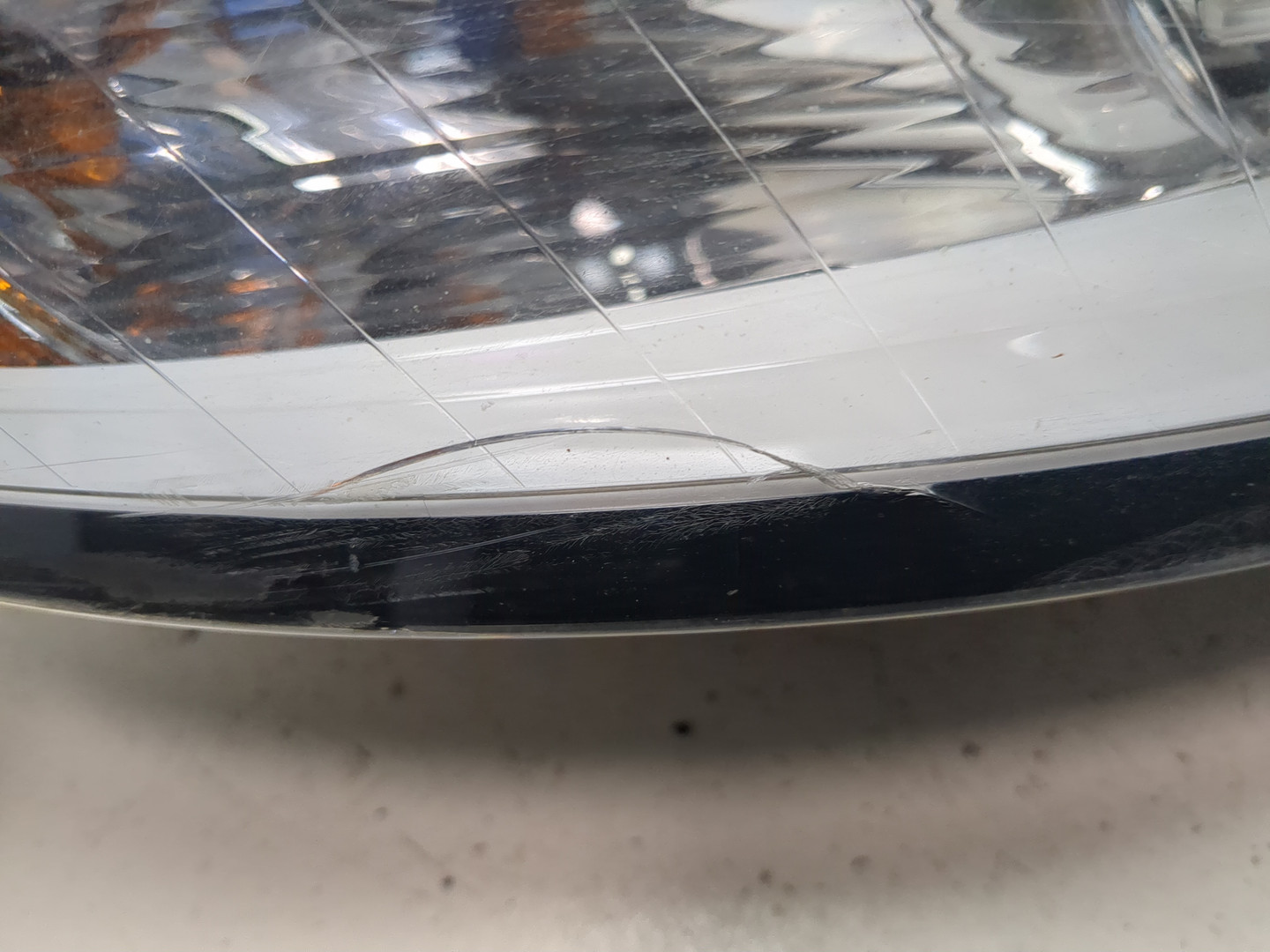 Фара правая