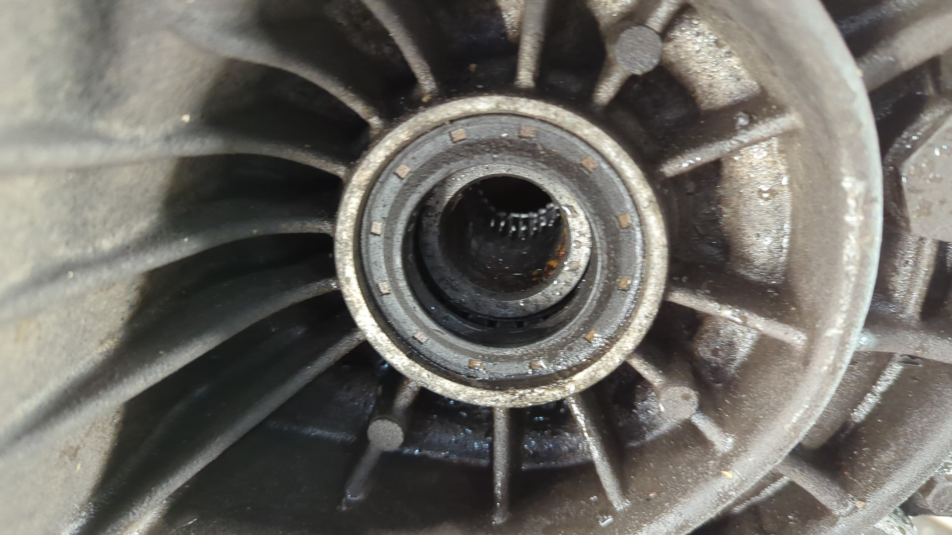 МКПП (механическая коробка переключения передач)