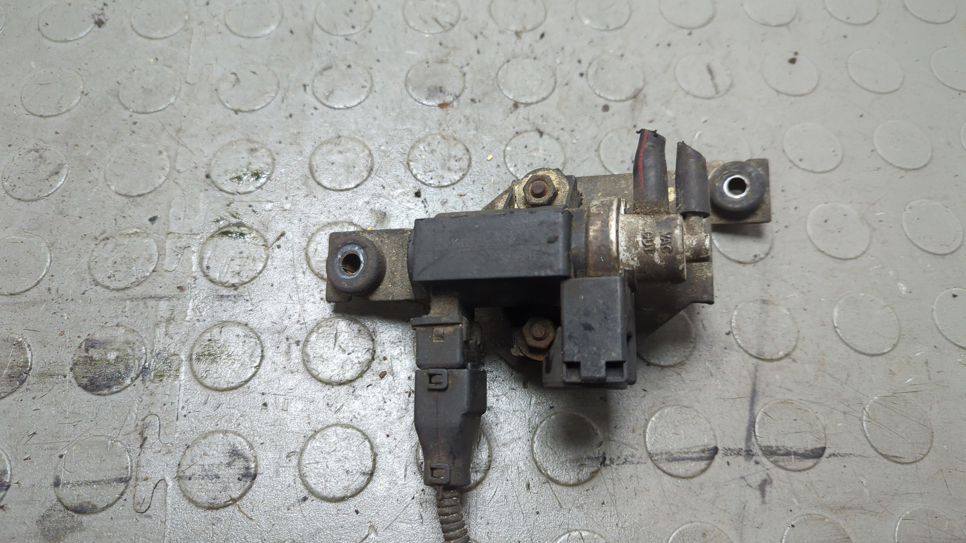 Клапан электромагнитный