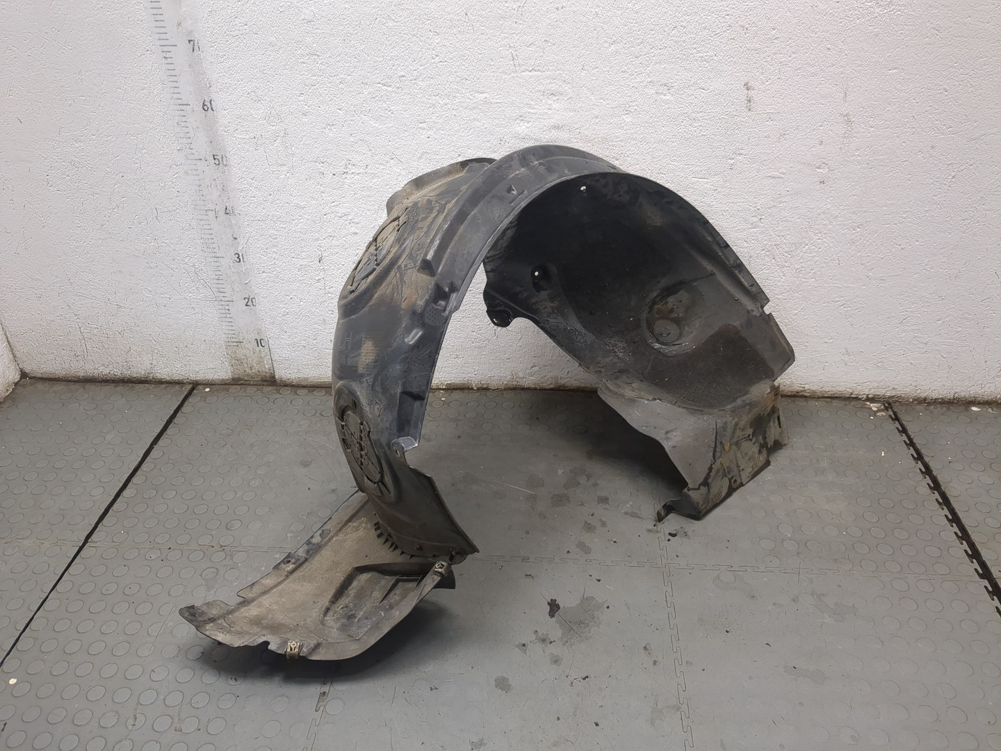 Локер передний левый