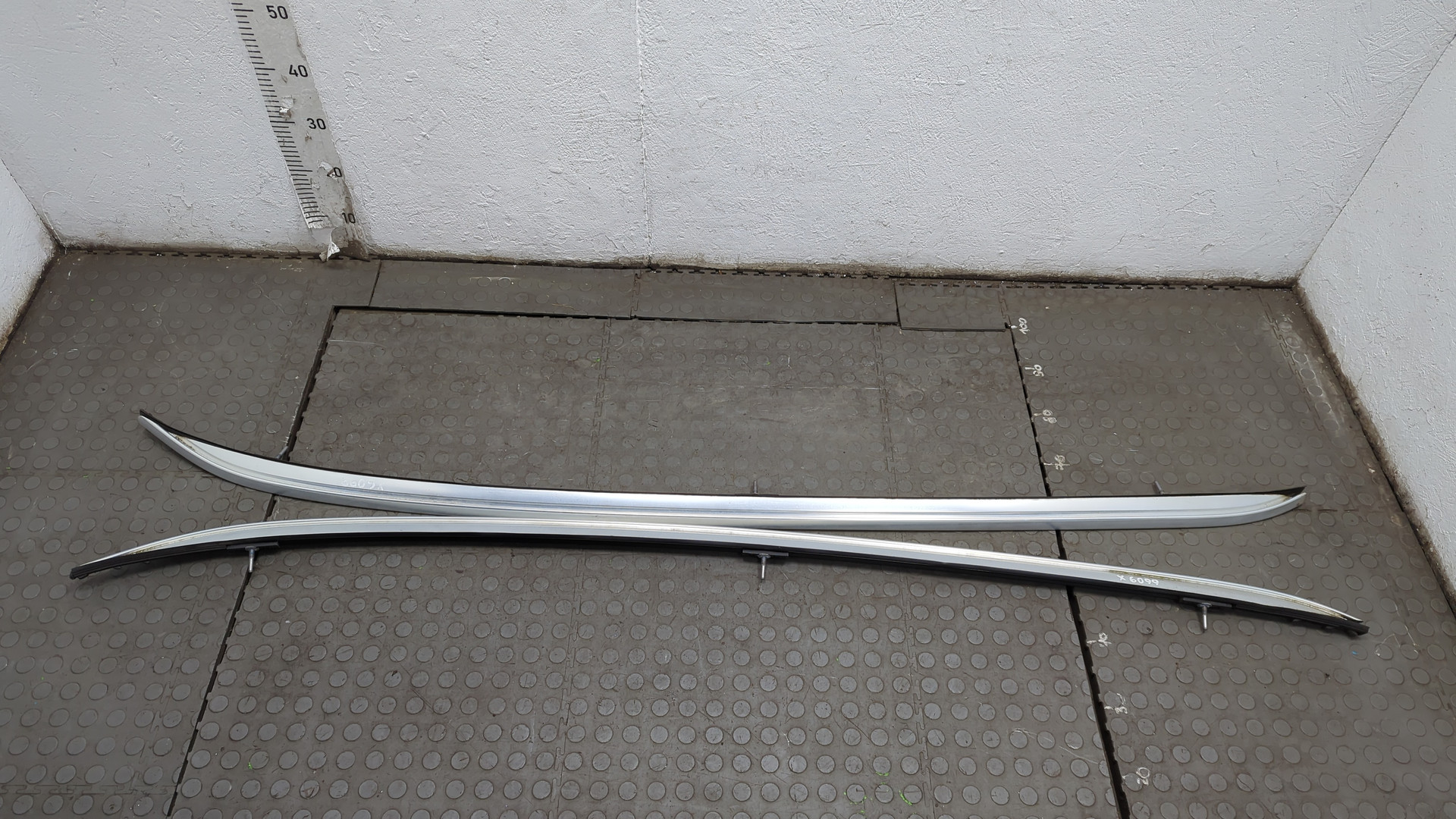 Рейлинги (релинг) к-кт (планки на крышу)