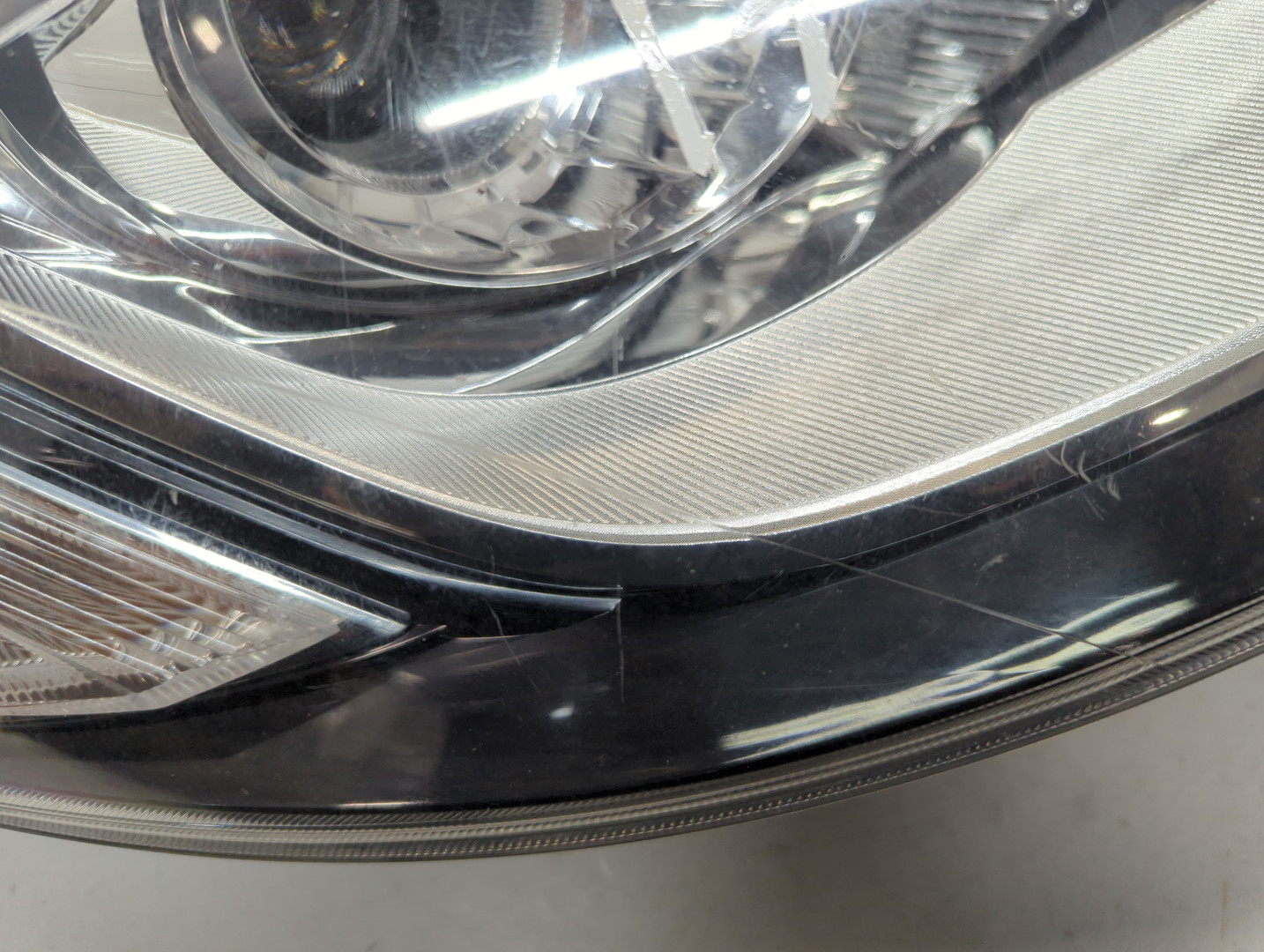 Фара правая