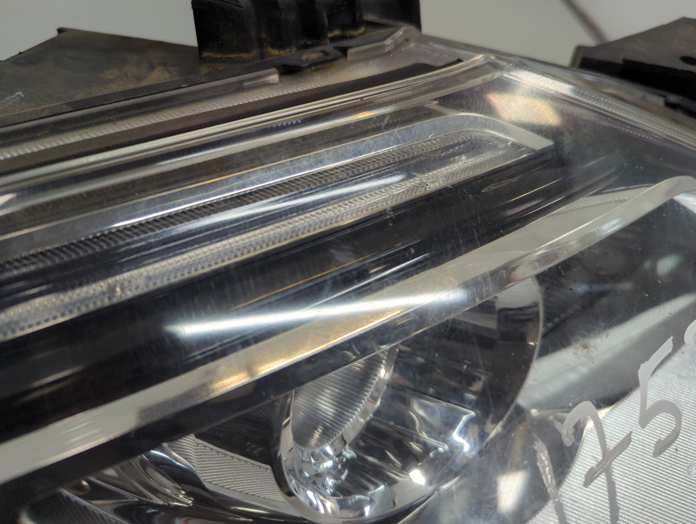 Фара правая