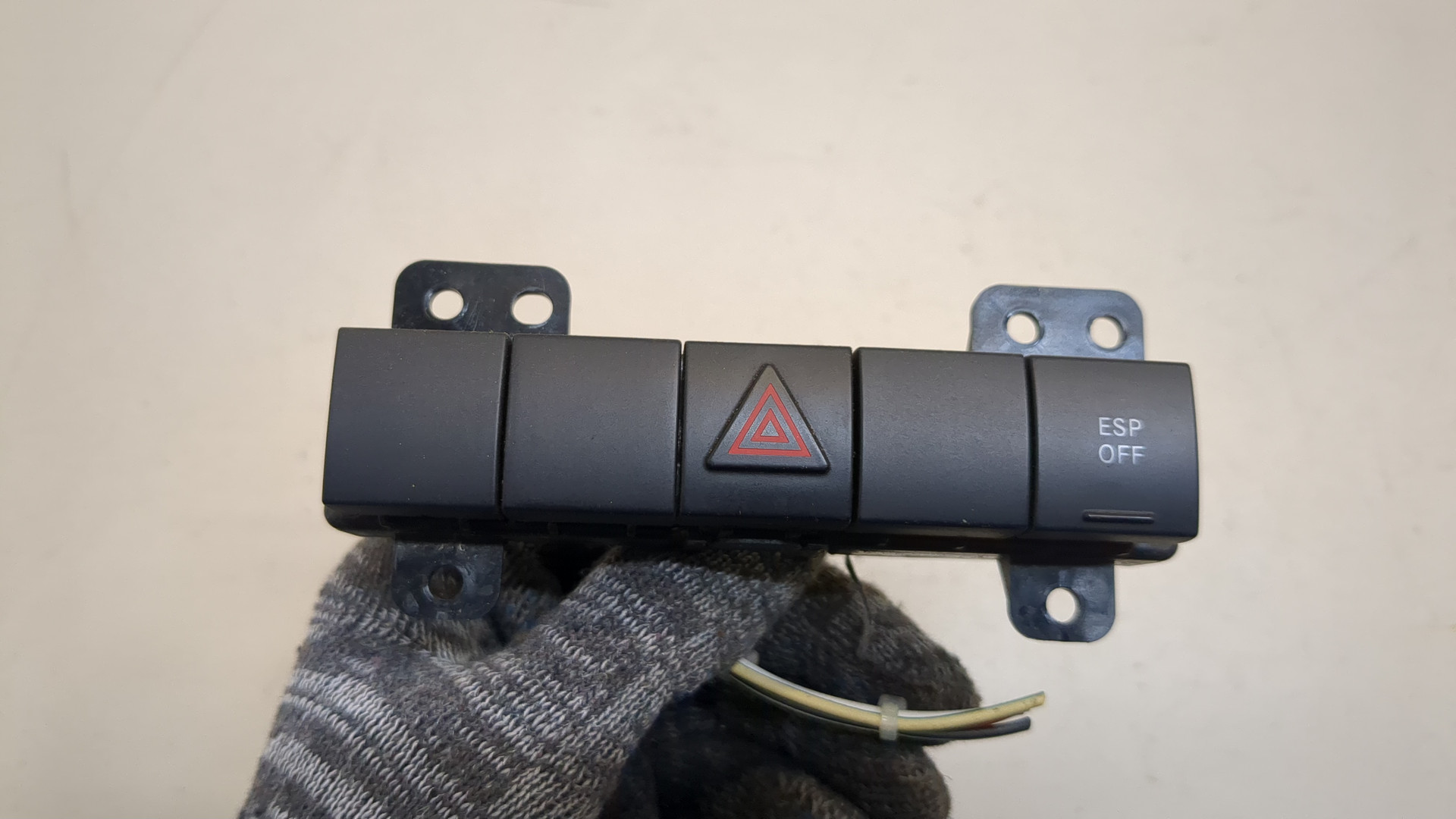 Кнопка аварийной остановки