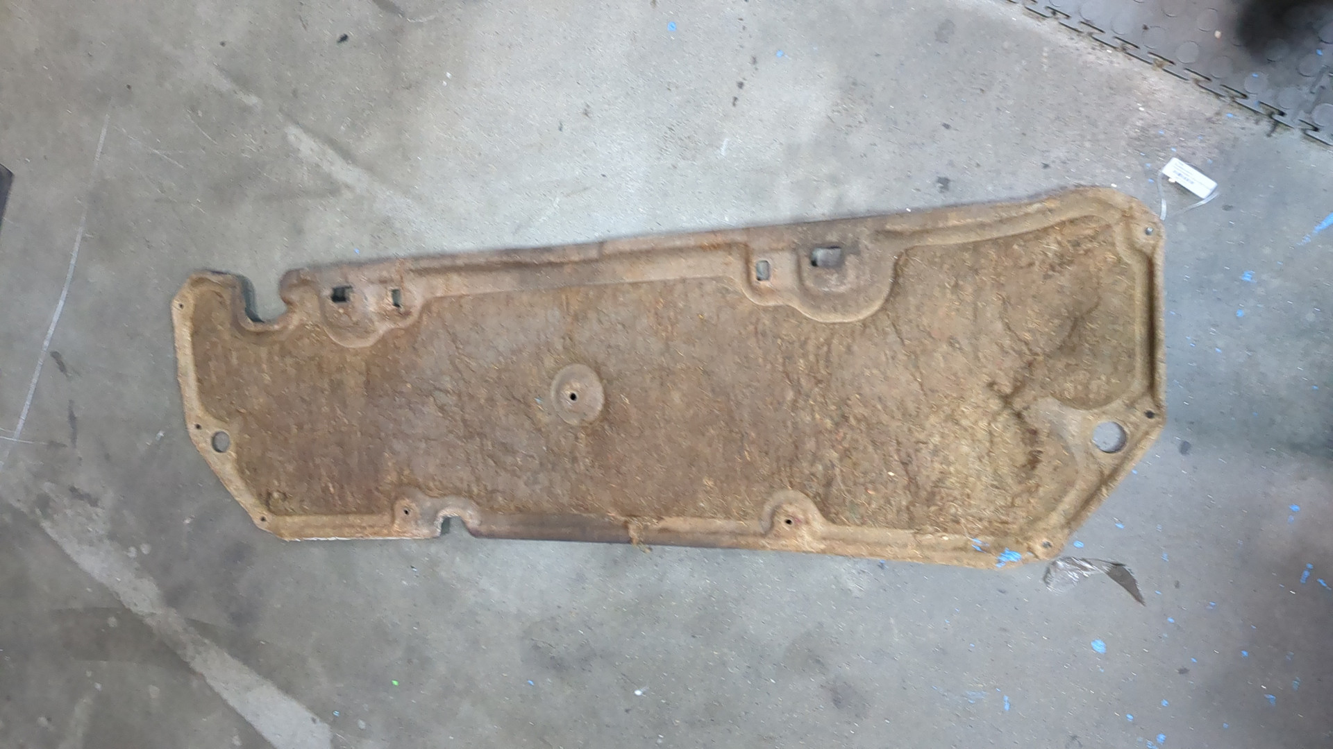 Шумоизоляция капота