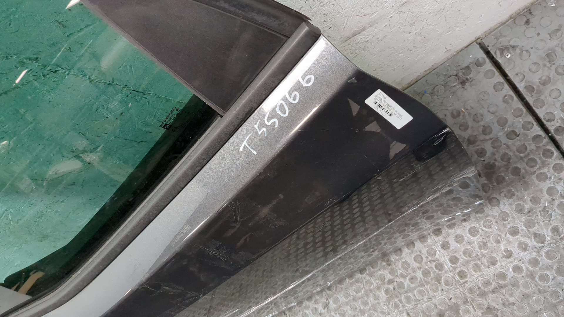 Дверь задняя левая