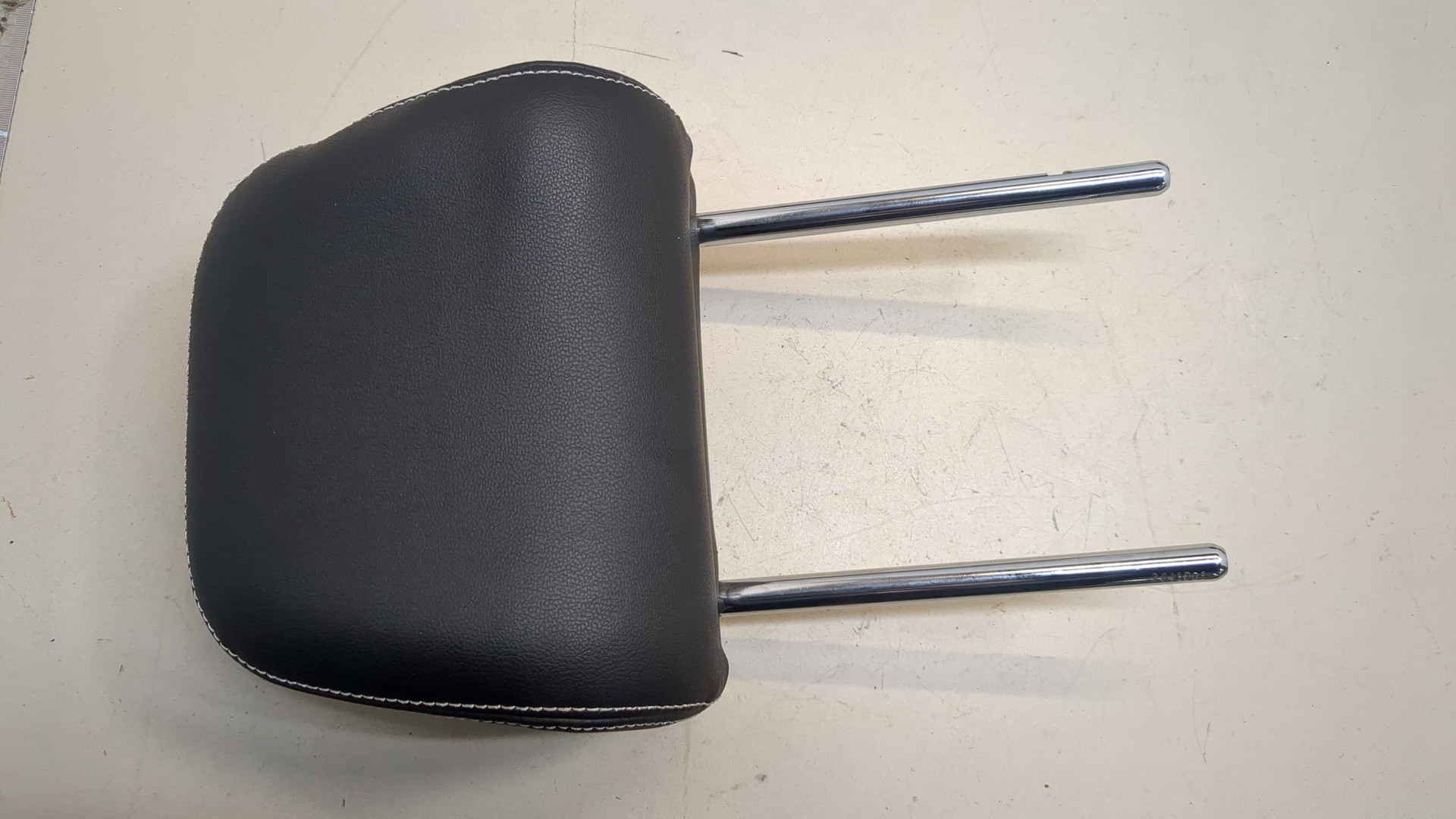 Подголовник сиденья