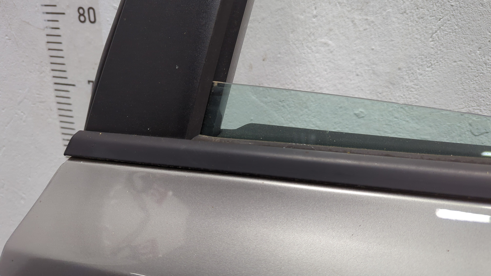 Дверь задняя левая