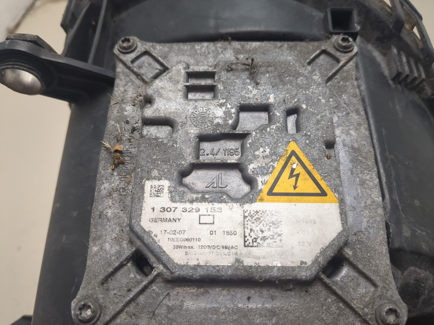 Фара правая