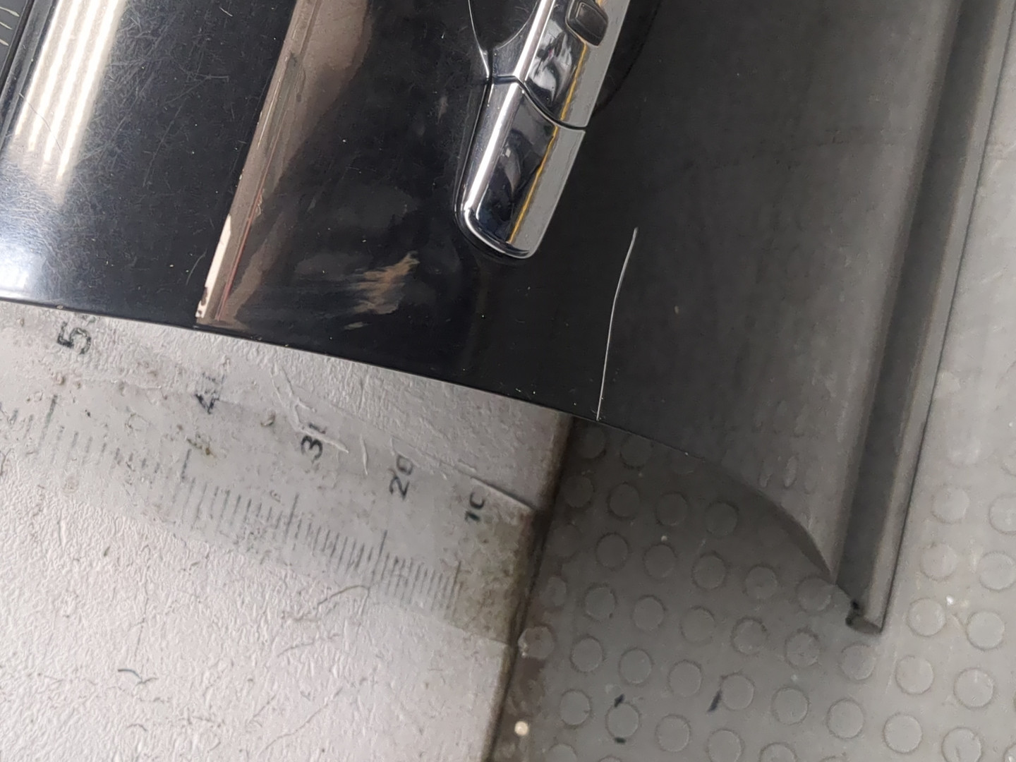 Дверь передняя правая