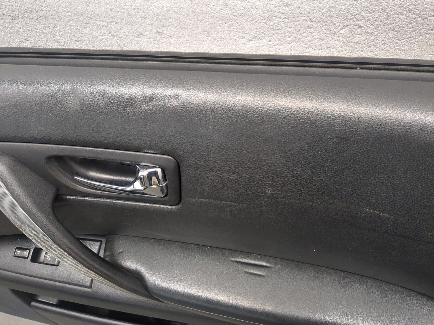 Дверь передняя правая