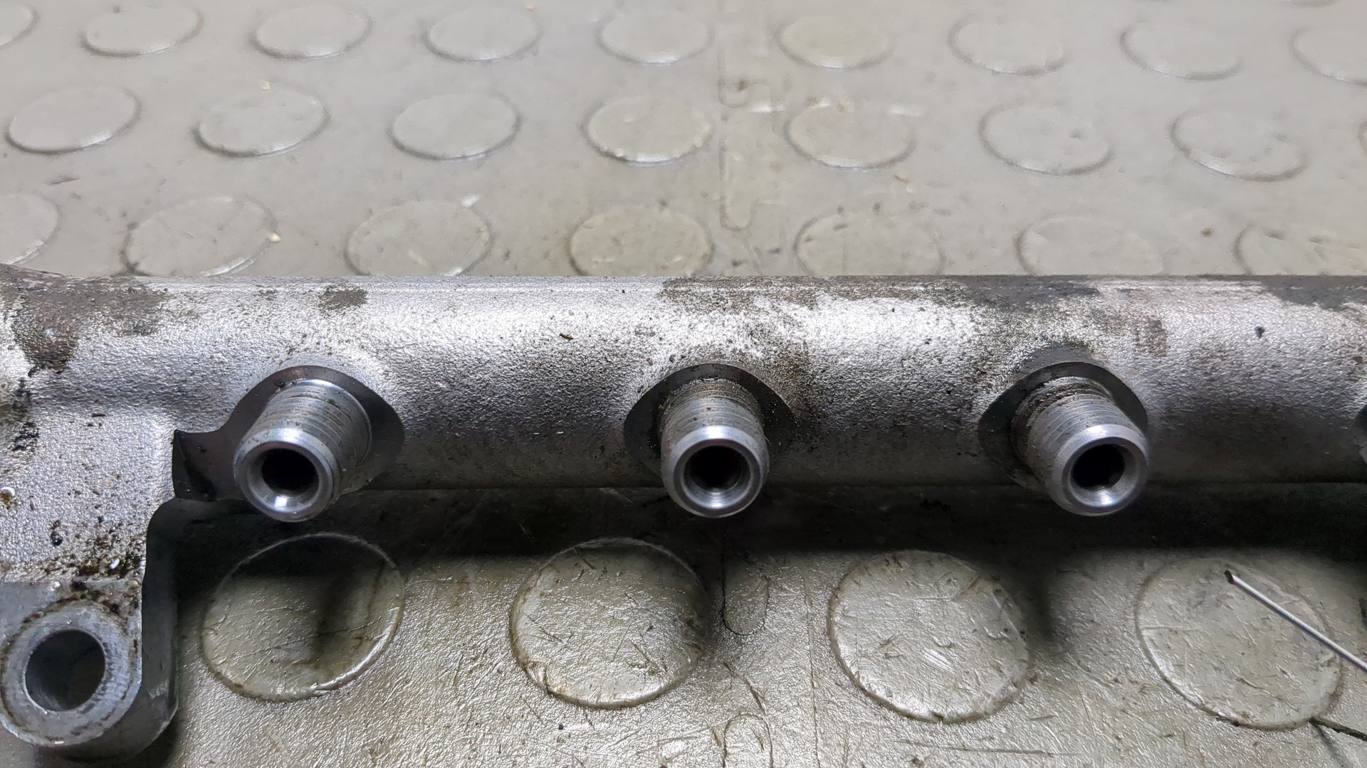 Рейка топливная (рампа)