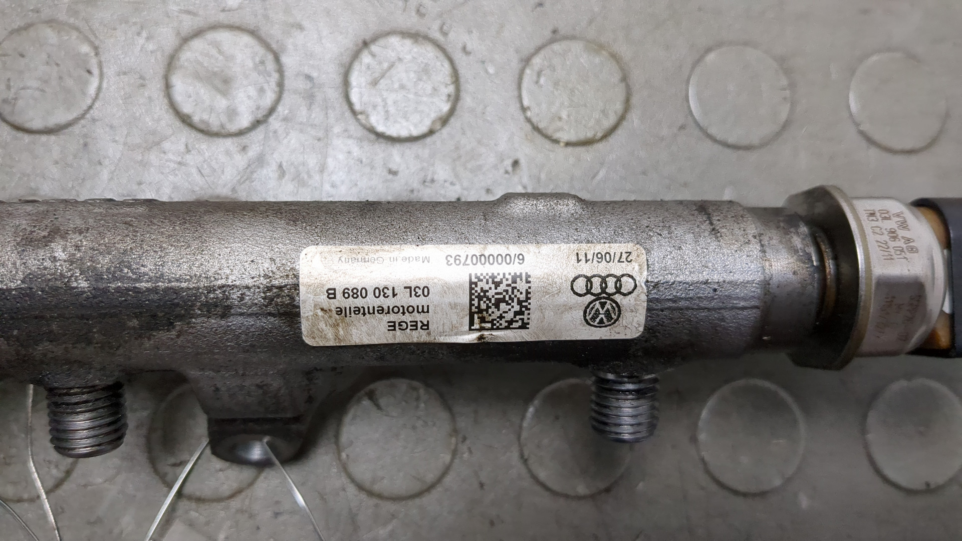 Рейка топливная (рампа)