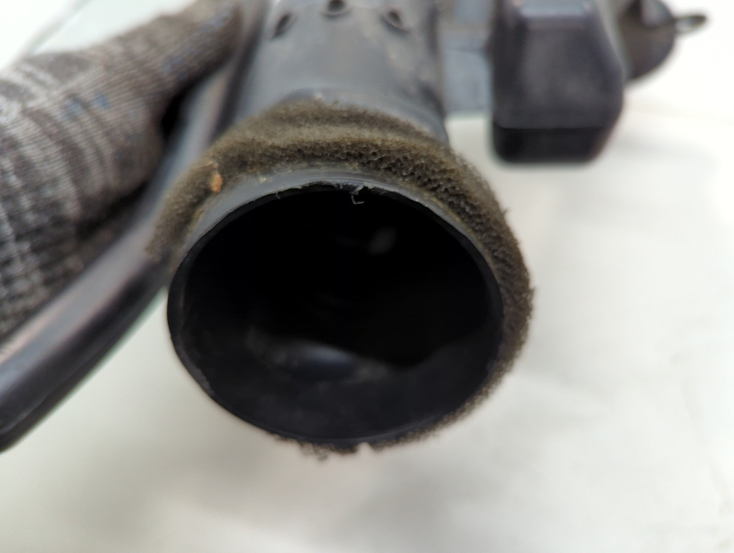 Патрубок воздушного фильтра