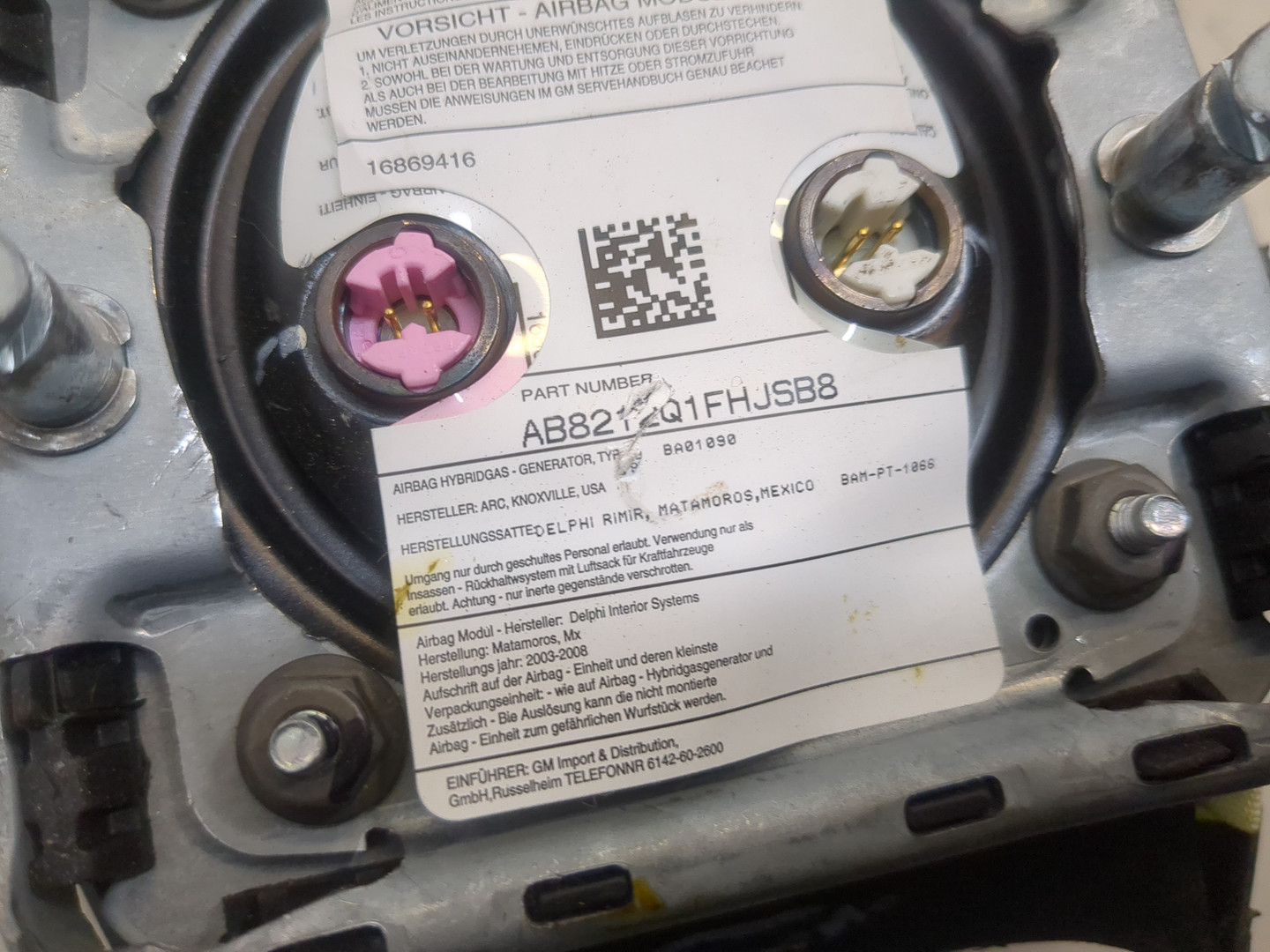 Подушка безопасности в рулевое колесо