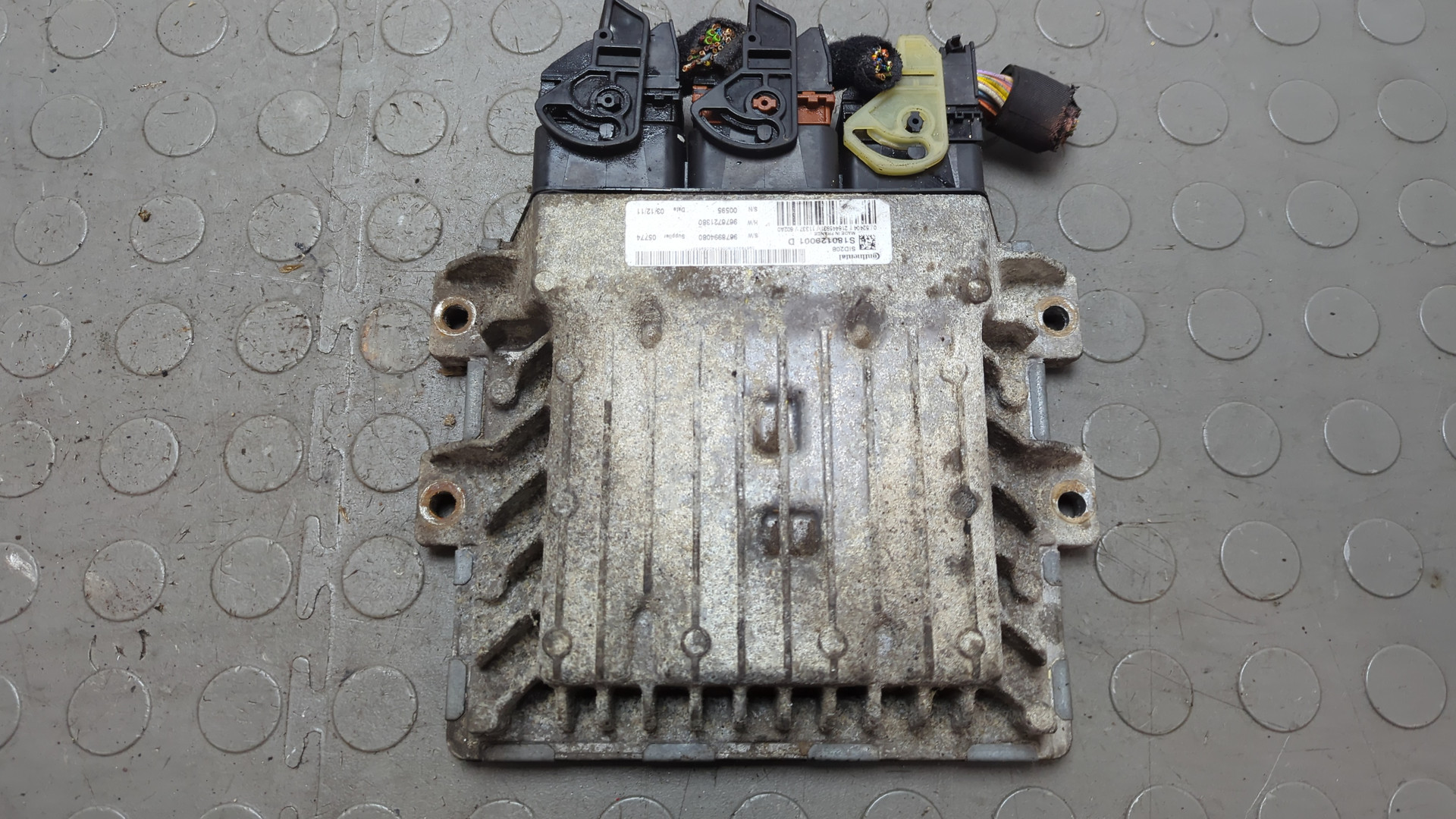 Блок управления двигателем