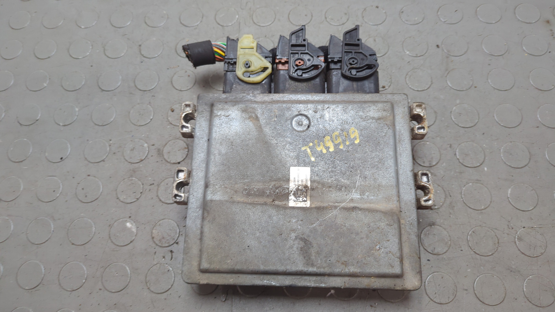 Блок управления двигателем