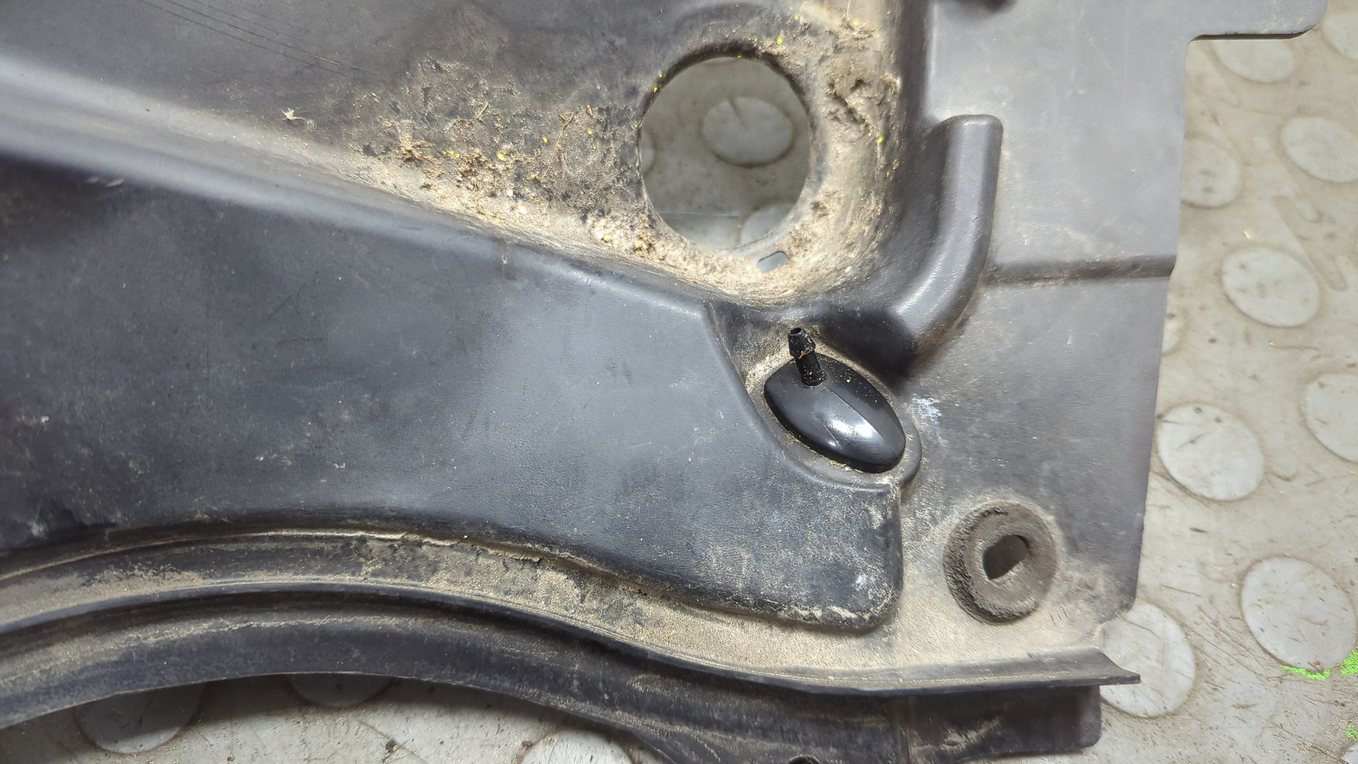 Решетка стеклоочистителей (Жабо)