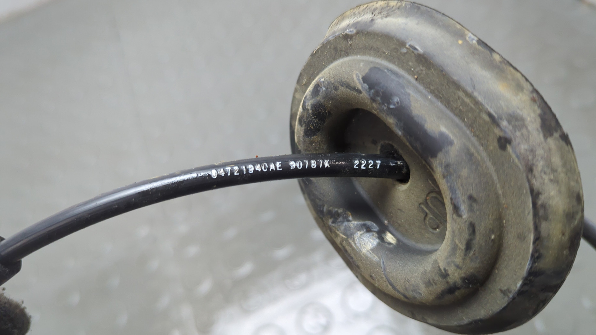 Трос КПП (выбора/переключения передач)