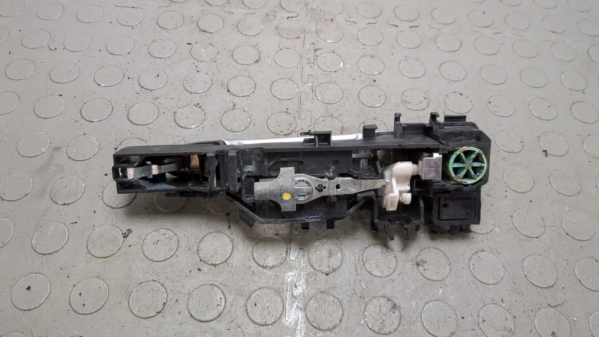 Ручка двери наружная