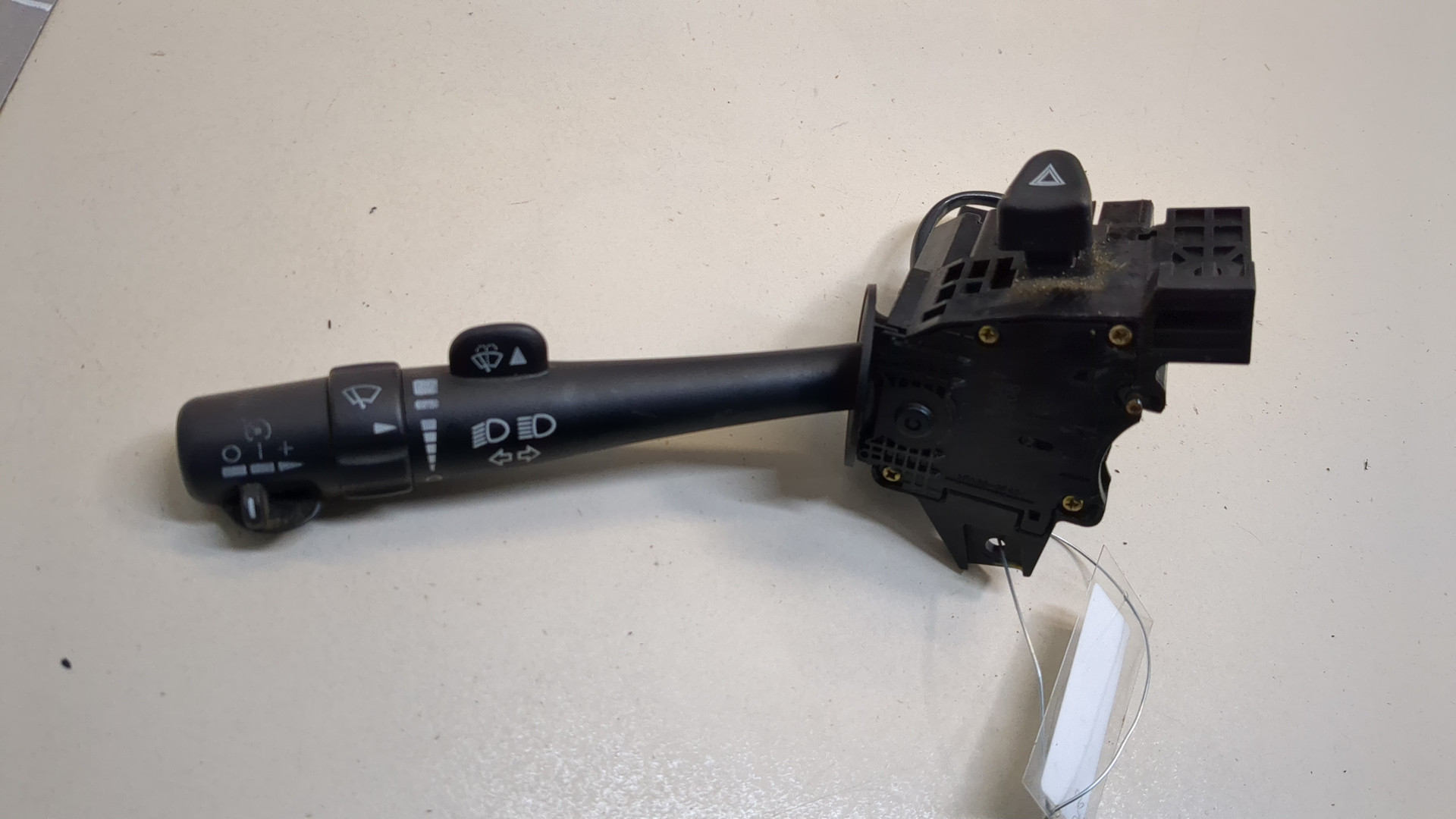 Переключатель поворотов подрулевой